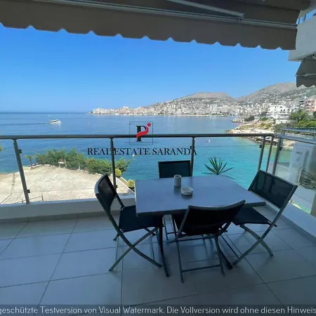 Apartament Golden 2 *